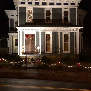 Meet your Posher, Roger a